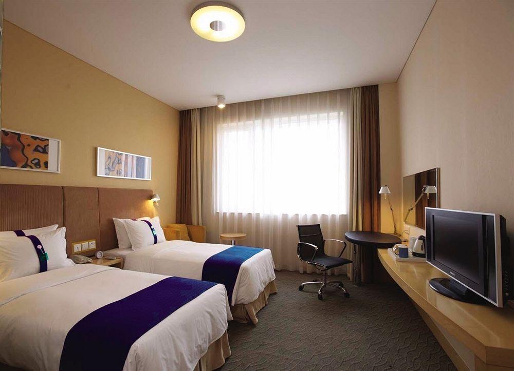 Holiday Inn Express Zhengzhou Airport By Ihg Xinzheng  Exterior foto